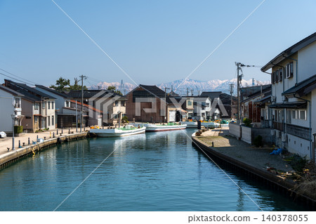 A bridge over a canal 140378055