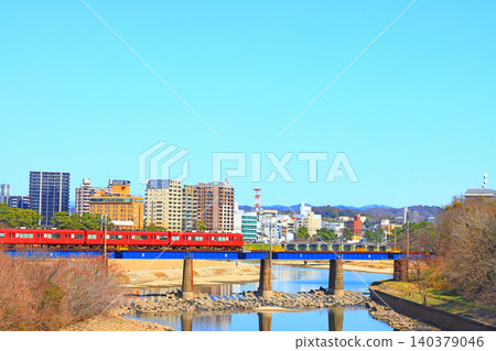 Okazaki City, Aichi Prefecture, scenery of the townscape of Okazaki City and Meitetsu train 140379046
