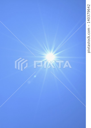 Blue sky and sun, direct sunlight, free space image Blue sky and sun, direct sunlight, free space image 140379642