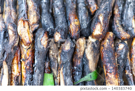 Rustic Preparation of Calcots for Catalan BBQ Tradition Rustic Preparation of Calcots for Catalan BBQ Tradition 140383740