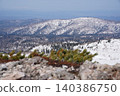 一座山與雪 140386750