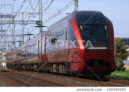 [Kintetsu] 80000 series ~Hinotori~ Limited Express (Osaka Line: Onchi - Hozenji) 140390560