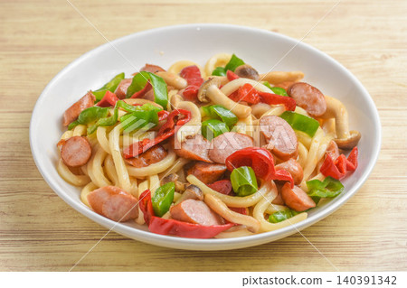 Lunch: Yakisoba (fried udon noodles) Lunch: Yakisoba (fried udon noodles) 140391342