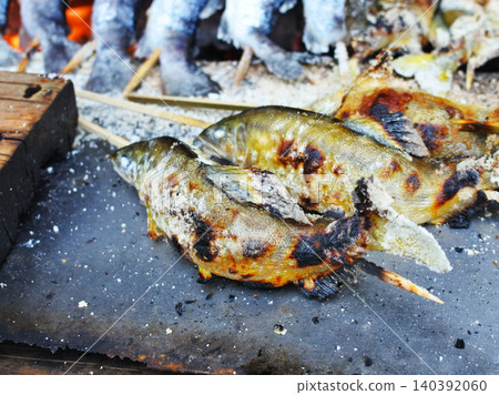 Charcoal-grilled river fish available around Dorogawa Onsen in Nara Prefecture Charcoal-grilled river fish available around Dorogawa Onsen in Nara Prefecture 140392060