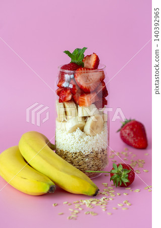 Healthy Breakfast Bowl. Healthy Breakfast Bowl. 140392965