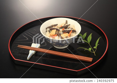 蕨菜飯 140392975