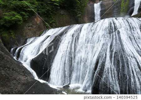 Spring scenery at Fukuroda Falls Spring scenery at Fukuroda Falls 140394525