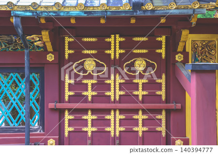 April 25 2026 Ueno Toshogu Shrine Phoenix Relief Roof Decoration April 25 2026 Ueno Toshogu Shrine Phoenix Relief Roof Decoration 140394777