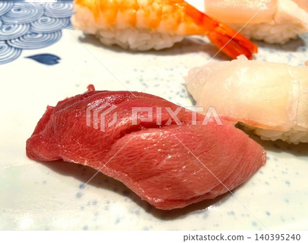 握壽司（中脂肪鮪魚）1 140395240