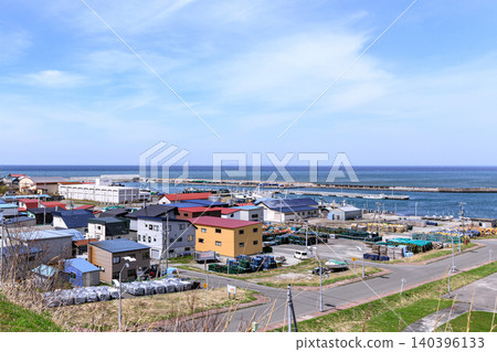北海道苫前町苫前漁港，鯡魚捕撈業蓬勃發展 [五月] 140396133