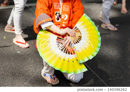 Sendai Aoba Festival Sparrow Dance Fan Pose Sendai Aoba Festival Sparrow Dance Fan Pose 140396262