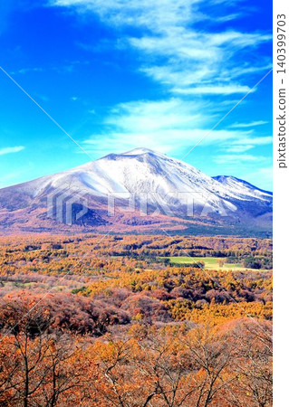 Mt. Asama seen from Nidogami Pass 140399703