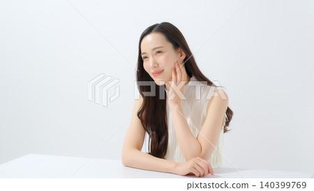 Women Skin Care 140399769