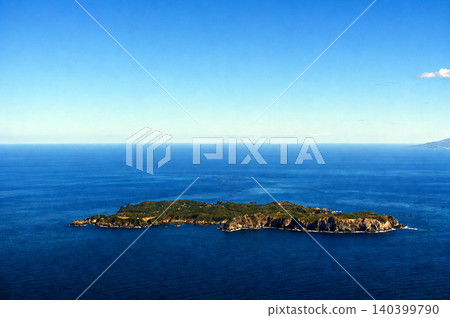伊豆群島式根島的鳥瞰圖 伊豆群島式根島的鳥瞰圖 140399790