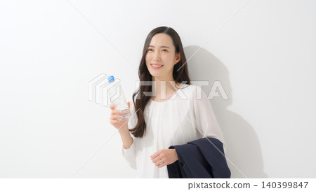 Business woman Business woman 140399847