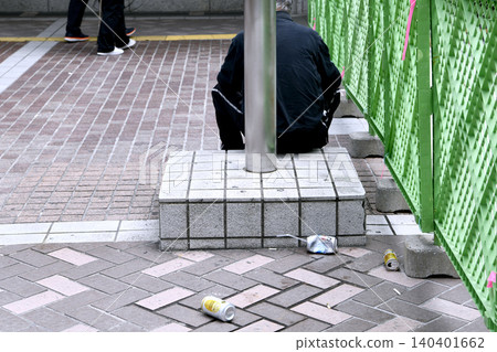 A popular spot for the elderly in Yokohama, Japan. Elderly people sitting and eating... an aging society... loneliness... the meaning of life. A popular spot for the elderly in Yokohama, Japan. Elderly people sitting and eating... an aging society... loneliness... the meaning of life. 140401662