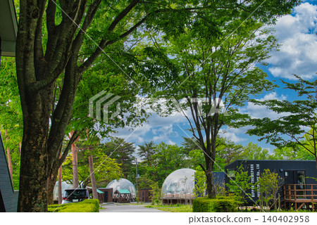 A luxurious trip where you can stroll through lush green groves while being caressed by the refreshing mountain breeze. A luxurious trip where you can stroll through lush green groves while being caressed by the refreshing mountain breeze. 140402958