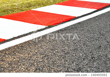 Circuit course corners and kerbs Circuit course corners and kerbs 140405091