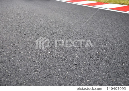 Circuit course corners and kerbs Circuit course corners and kerbs 140405093