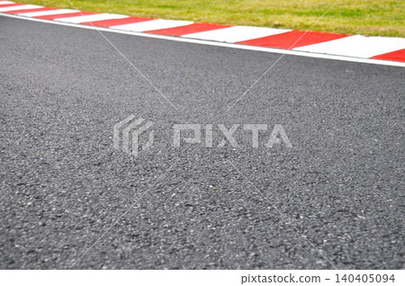Circuit course corners and kerbs Circuit course corners and kerbs 140405094