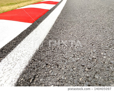 Circuit course corners and kerbs Circuit course corners and kerbs 140405097
