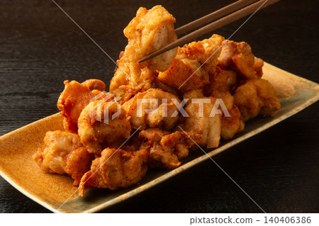 炸雞 140406386