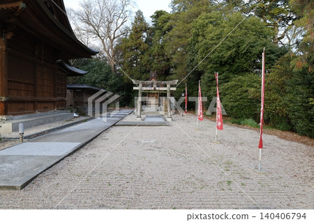 A view of Matsue Shrine located on the grounds of Matsue Castle. 140406794