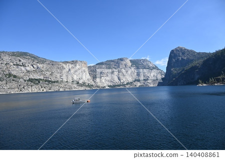 Hetch Hetchy Reservoir with Kolana Rock in Yosemite National Park. Hetch Hetchy Reservoir with Kolana Rock in Yosemite National Park. 140408861
