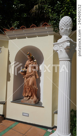 Antique statues at beautiful public garden in Capri island, Italy Antique statues at beautiful public garden in Capri island, Italy 140409152