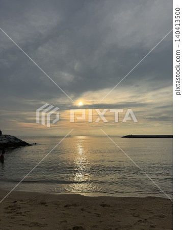 beautiful beach sunset beautiful beach sunset 140413500