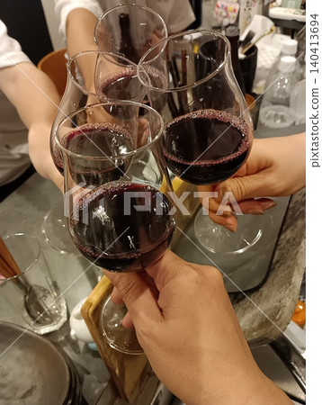 乾杯!美酒! 乾杯!美酒! 140413694