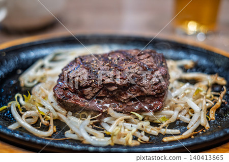 【#美食】牛排 140413865