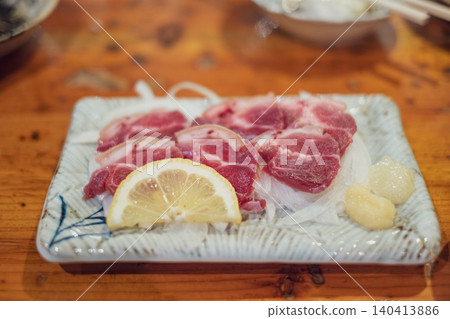 【#美食】羊肉刺身 【#美食】羊肉刺身 140413886