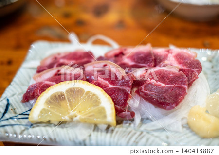 【#美食】羊肉刺身 【#美食】羊肉刺身 140413887