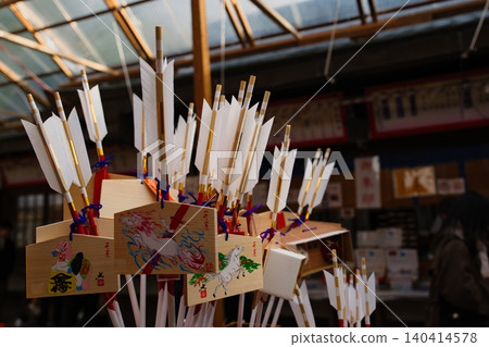 一年中第一次參拜神社時需要購買的物品 140414578