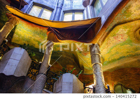 Gaudí, Casa Milà, central atrium Gaudí, Casa Milà, central atrium 140415272