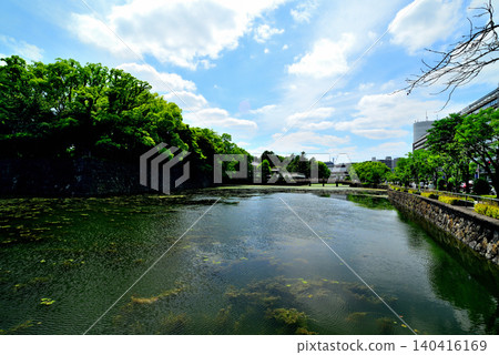 Tokyo: Hirakawa Gate of the Imperial Palace and the surrounding streetscape Tokyo: Hirakawa Gate of the Imperial Palace and the surrounding streetscape 140416169
