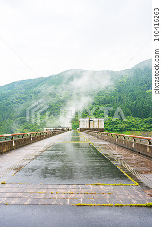 [Saitama Prefecture, Chichibu] Raiden Nijurokugi Bridge, Takizawa Dam 140416263