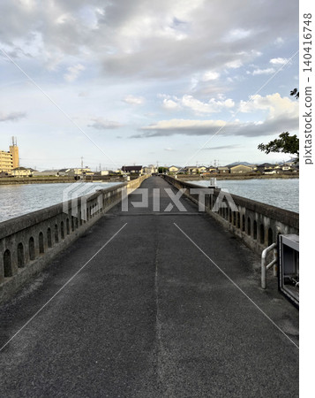 Scenery near the mouth of the Imazu River in Iwakuni Scenery near the mouth of the Imazu River in Iwakuni 140416748