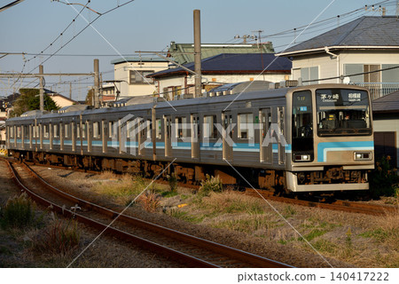 205系列500系列普通列車4在相模線上運行 140417222