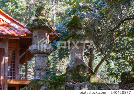 Temi Shrine Lanterns, Matsuo, Kofu-cho, Tottori City, Tottori Prefecture Temi Shrine Lanterns, Matsuo, Kofu-cho, Tottori City, Tottori Prefecture 140418877