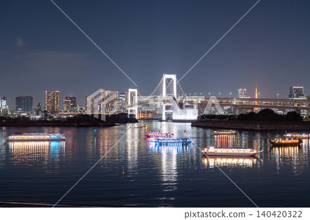 從台場海濱公園看到的彩虹橋夜景 140420322