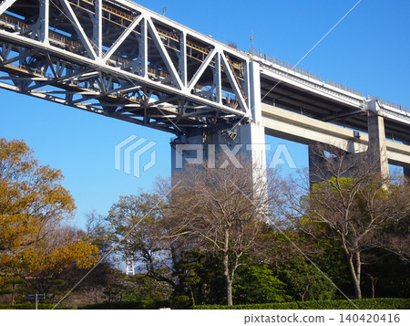 Seto Ohashi Bridge as seen from Seto Ohashi Memorial Park [Where the bridge's shape changes] Bannosu Midori-cho, Sakaide City, Kagawa Prefecture 140420416