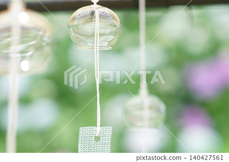 Wind chimes and hydrangea Wind chimes and hydrangea 140427561