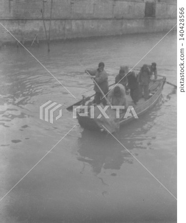 Vintage photograph, 1937-1945, Republic of China during the Second Sino-Japanese War: Civilians traveling by boat on a river in Nanjing or Shanghai. 140428566