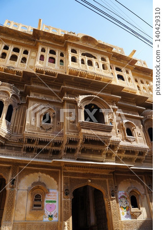 The streets of India The streets of India 140429310