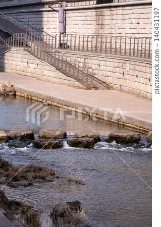 Cheonggyecheon stream, a modern public space in Seoul, South Korea, in beginning of spring. It transformed street to be environmentally sustainable and pedestrian oriented public space. 140431197
