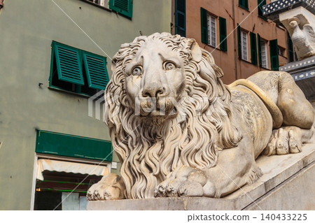 Lion statue outside Cathedral of Saint Lawrence in Genoa, Italy Lion statue outside Cathedral of Saint Lawrence in Genoa, Italy 140433225