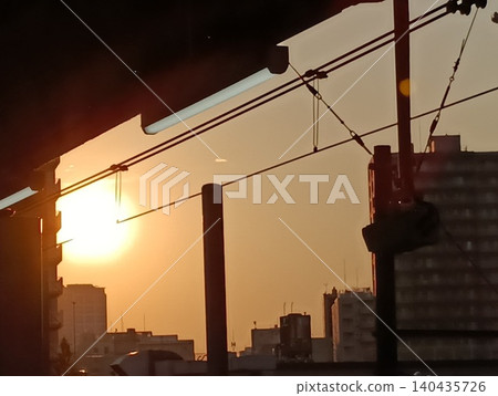 沐浴在夕陽的小鎮 沐浴在夕陽的小鎮 140435726