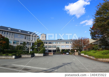鹽山高中 鹽山高中 140435922
